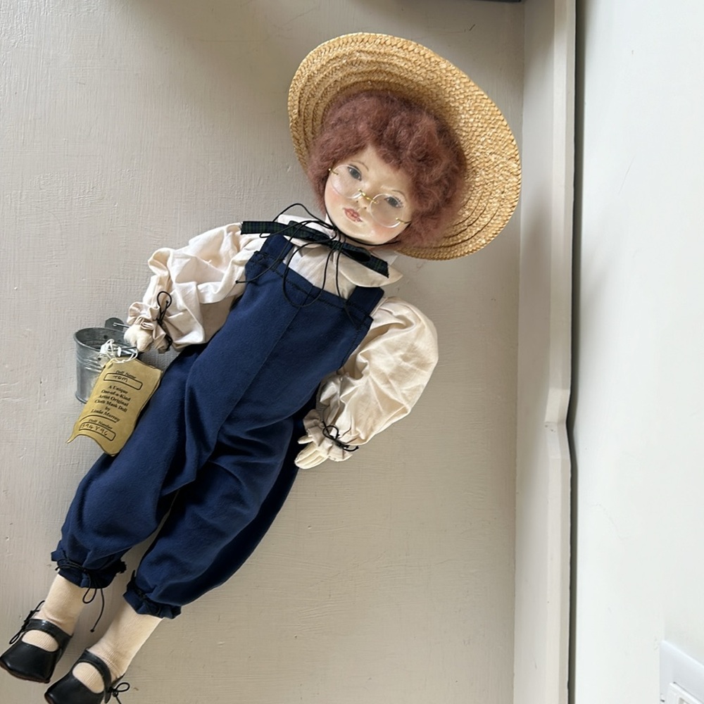 Rare find from UK artist Linda Murray, Tom is a 22”mask/shell cloth collectible